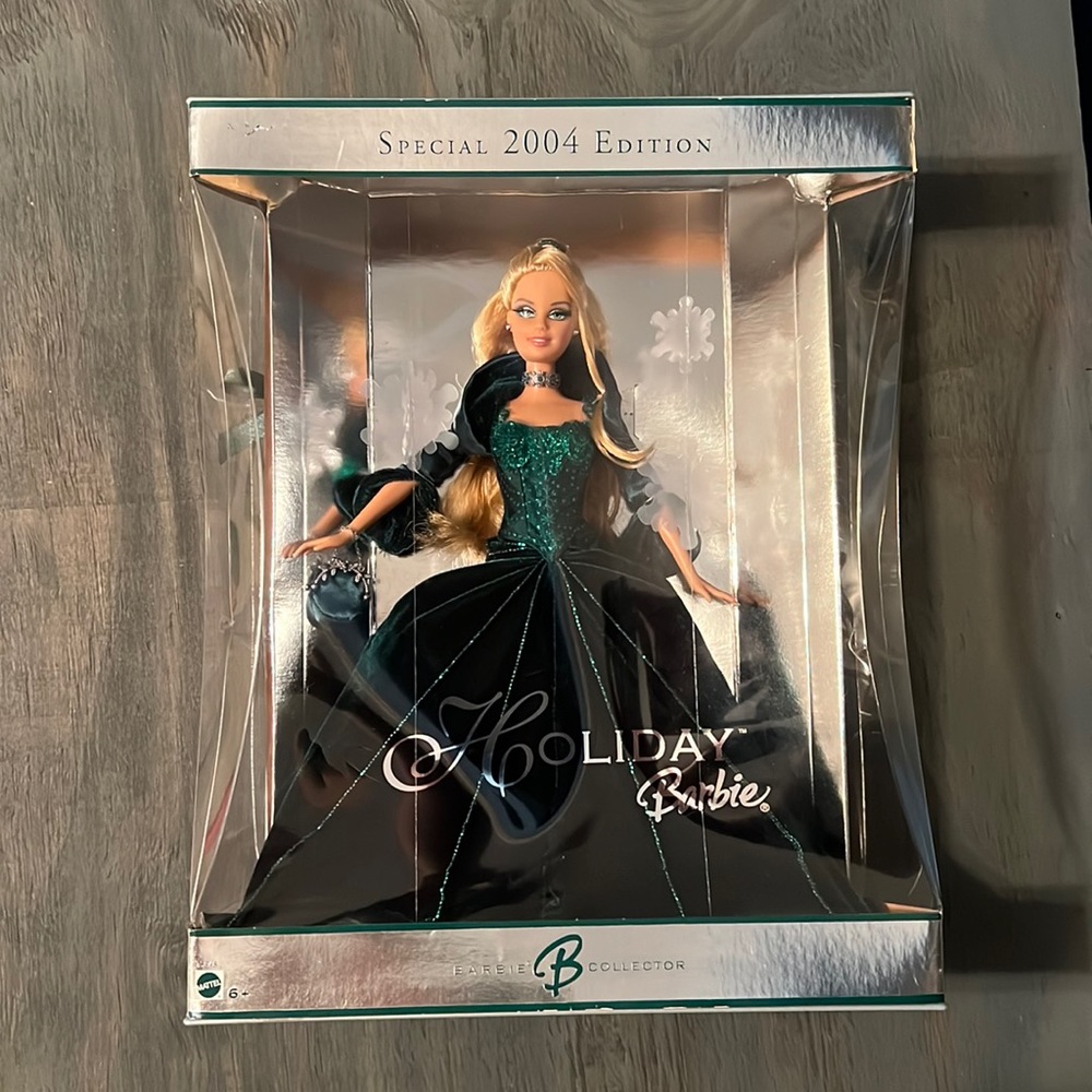 2004 Holiday Barbie